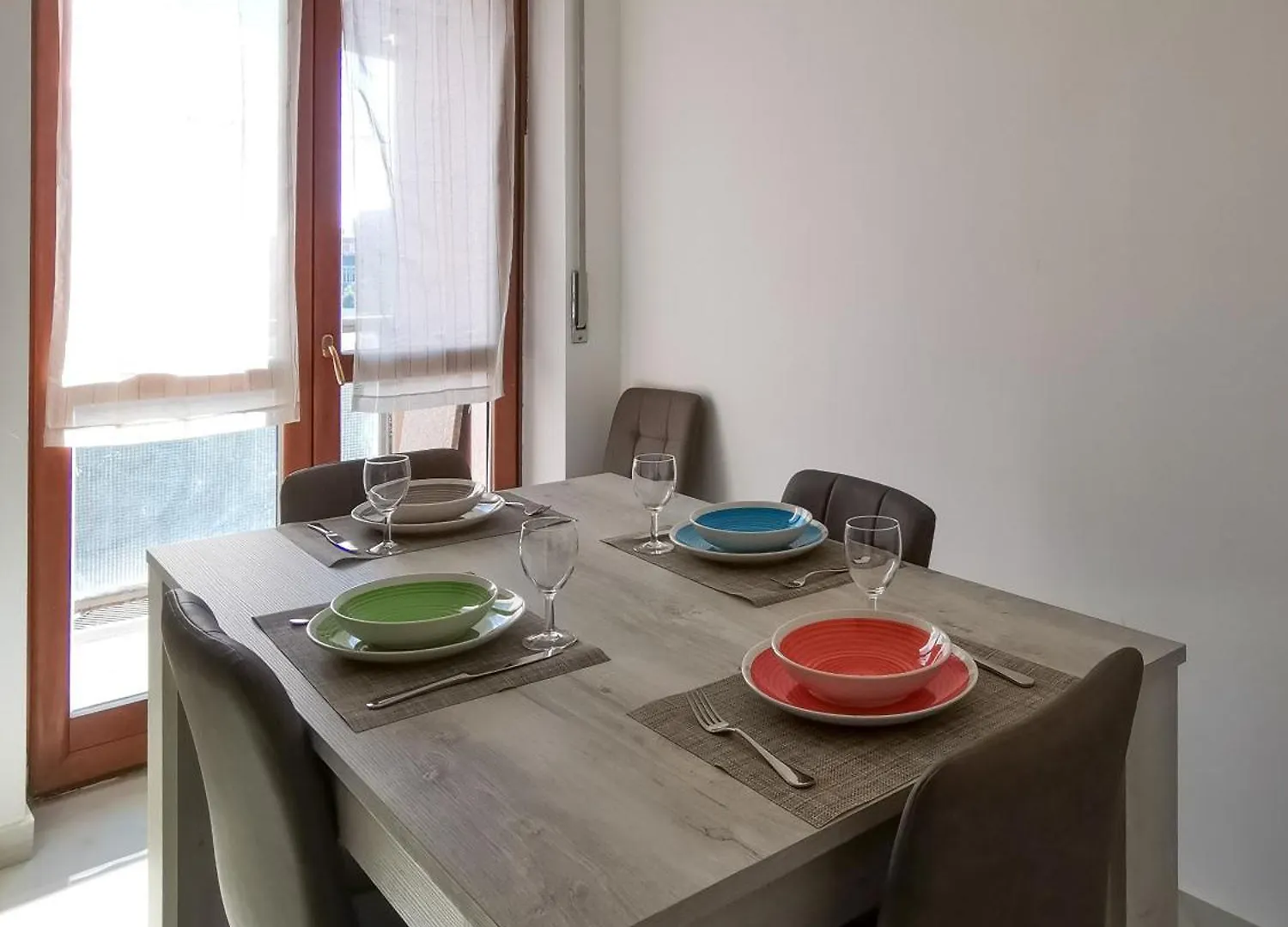 Apartment L'Arche Comfort&Relax - Old Style House Milan