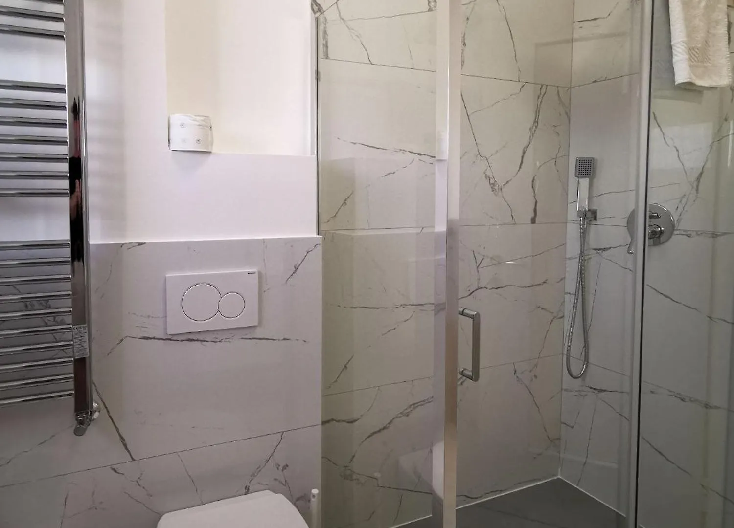 L'Arche Comfort&Relax - Old Style House Milan Apartment