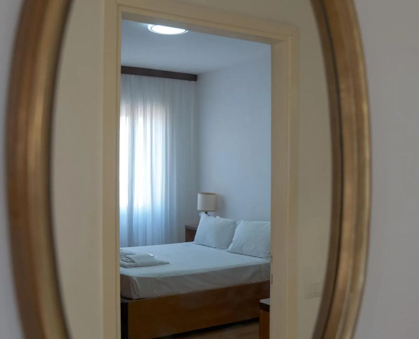 L'Arche Comfort&Relax - Old Style House Milan Apartment
