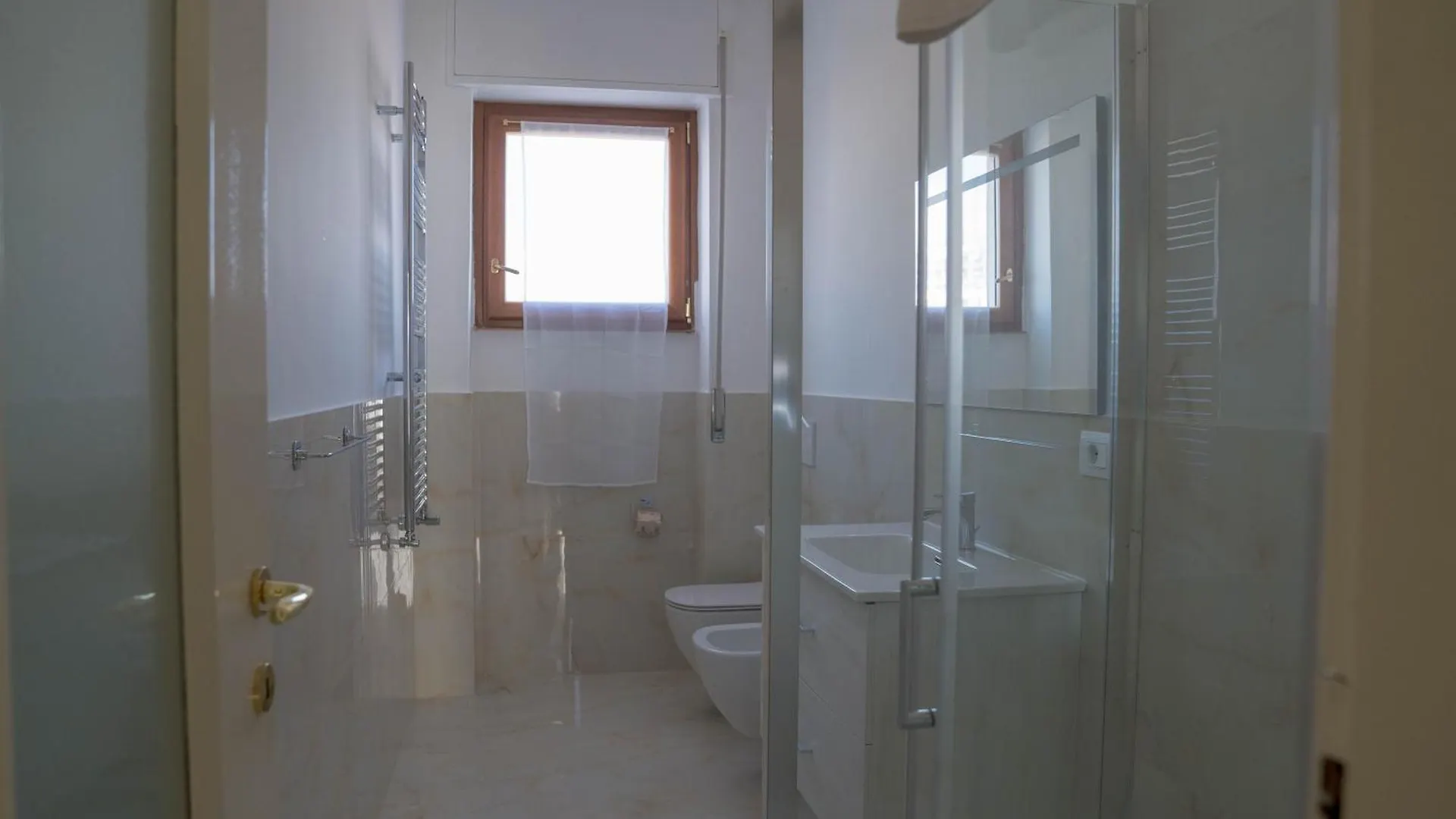 L'Arche Comfort&Relax - Old Style House Milan 0*,  Italy