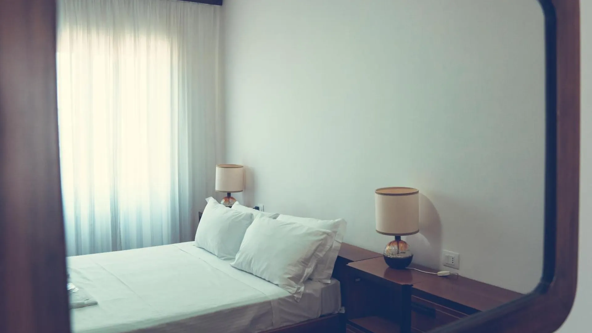 L'Arche Comfort&Relax - Old Style House Milan Italy