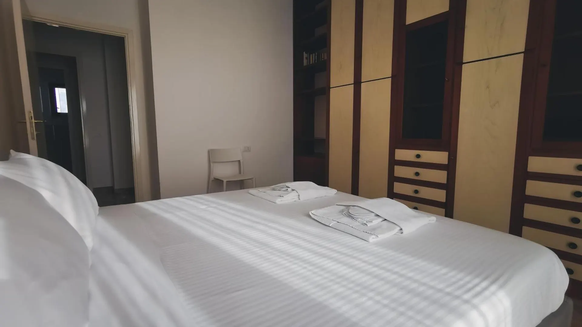 Apartment L'Arche Comfort&Relax - Old Style House Milan Italy